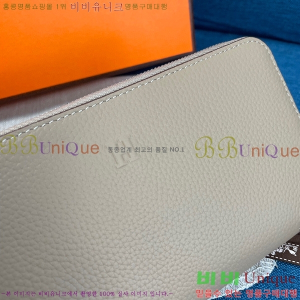 ޽  H1550610-7