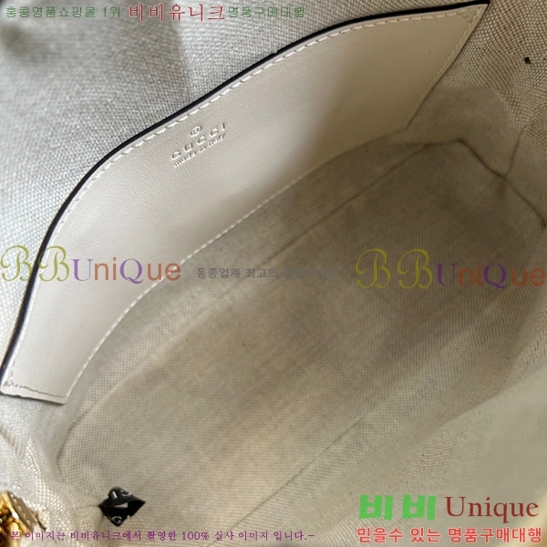 # GG Ʋ   ‎702229-544