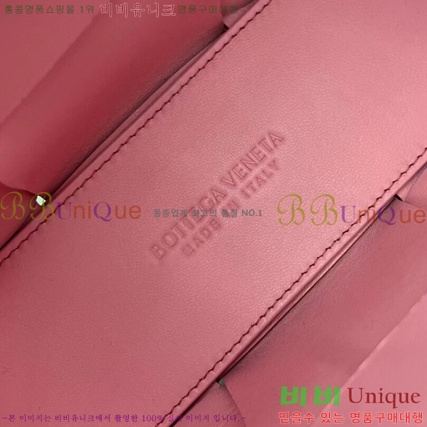 ���װ� ����Ÿ �Ƹ��� ��Ʈ�� �̴� AKR2251-2