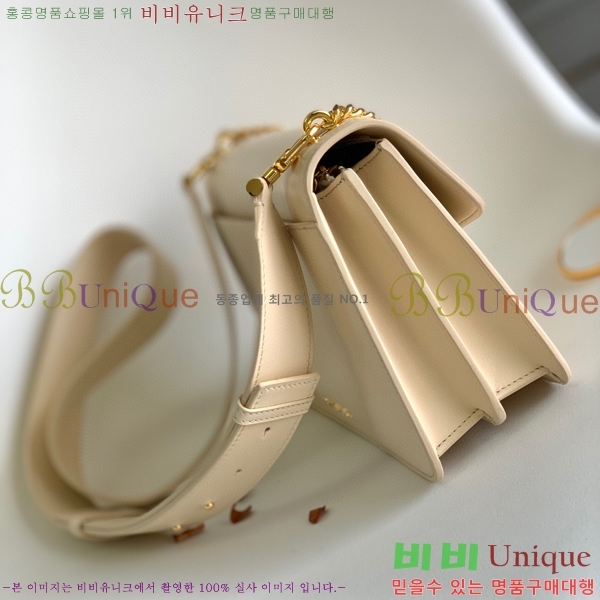 #Ұ Ƽ  ũν  291212-1301