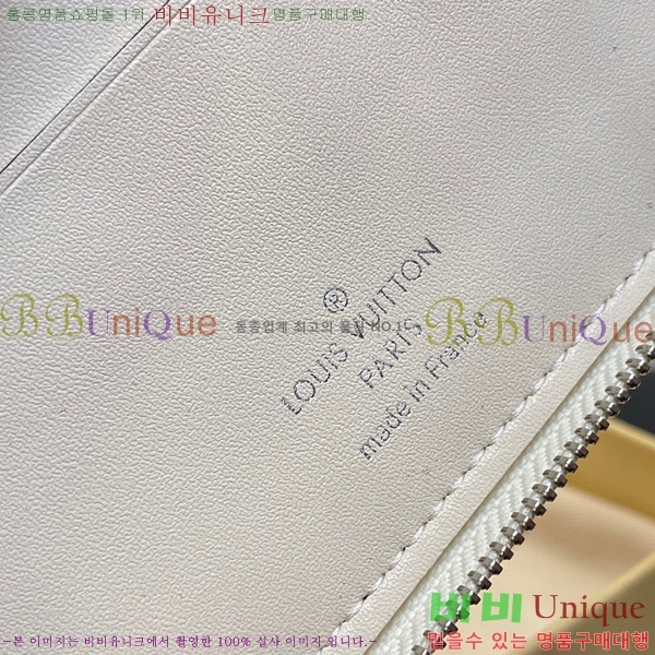 #̺  Ʈ  M81558-102