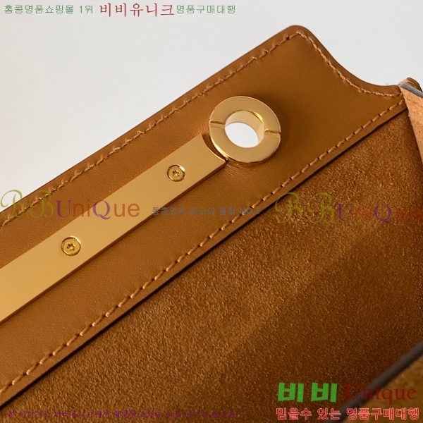 # ġ  8BT349-1002