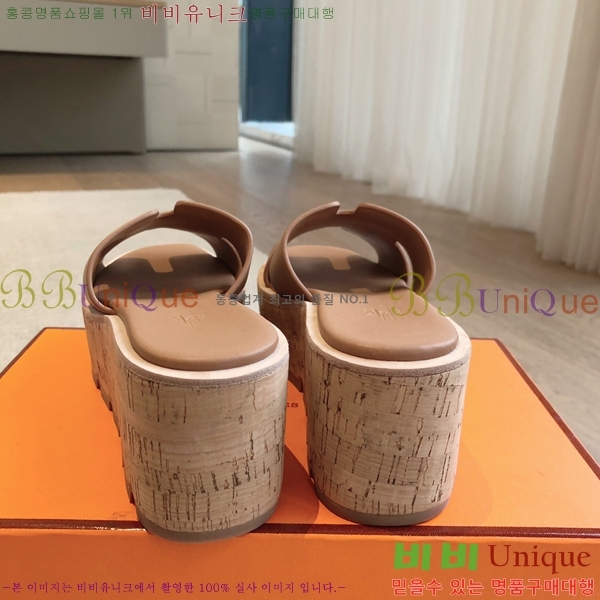 ޽ ÷  28H245920-1