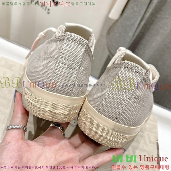  籸 Ŀ 30GD71527-1