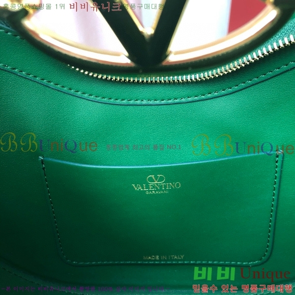 #�߷�Ƽ�� ���̷ΰ� �� �̴� ȣ���� VA2085-106