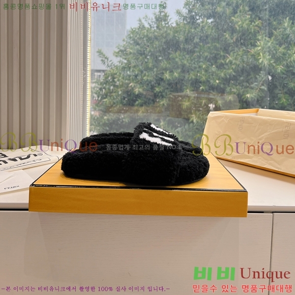   þ  31F24112158-3