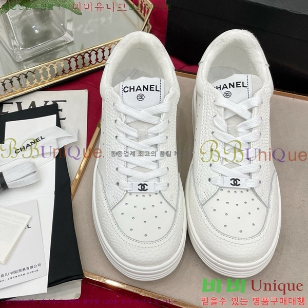   Ŀ CH49721877-4