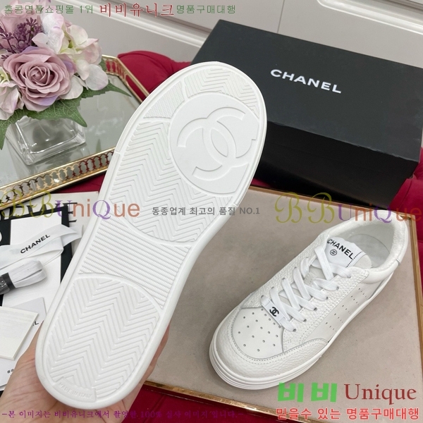   Ŀ CH49721877-4