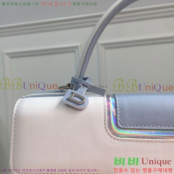 # Ʈ  MM TP0028-200
