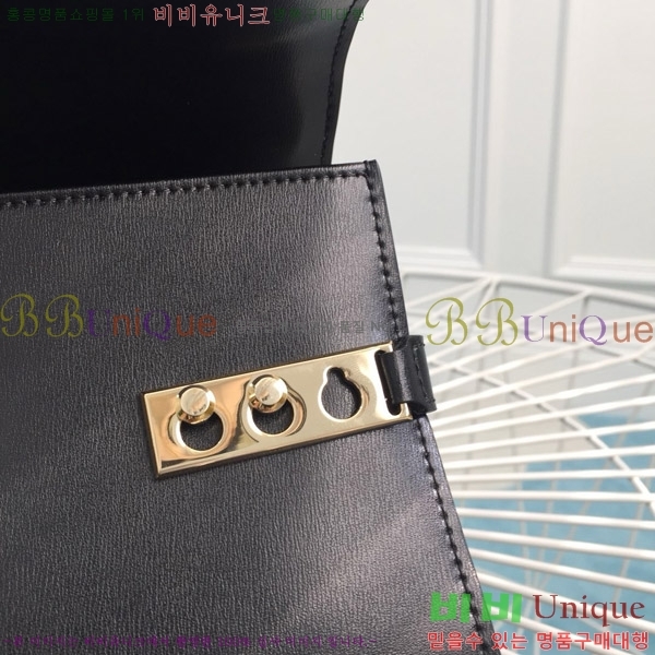 # Ʈ  PM GP-1001-106