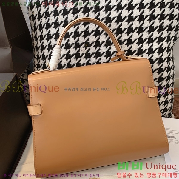# Ʈ  MM TP0028-110