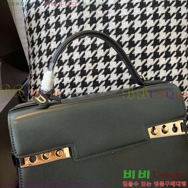 # Ʈ  MM TP0028-112