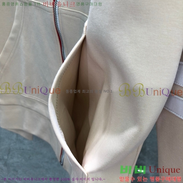  ĵ   T5770126-5