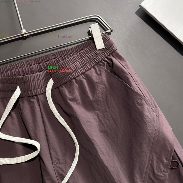    ݹ 16BU252197-2
