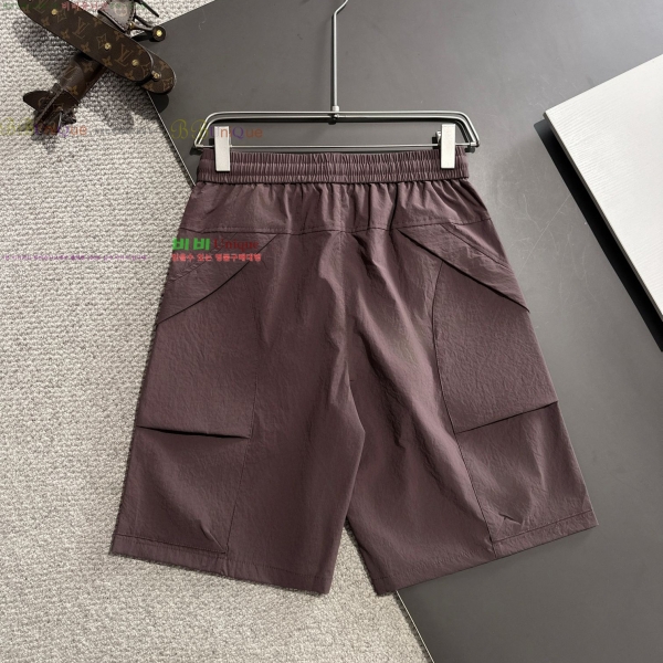    ݹ 16BU252197-2