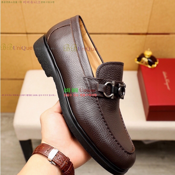  󰡸 Ŭ  29F253839-4