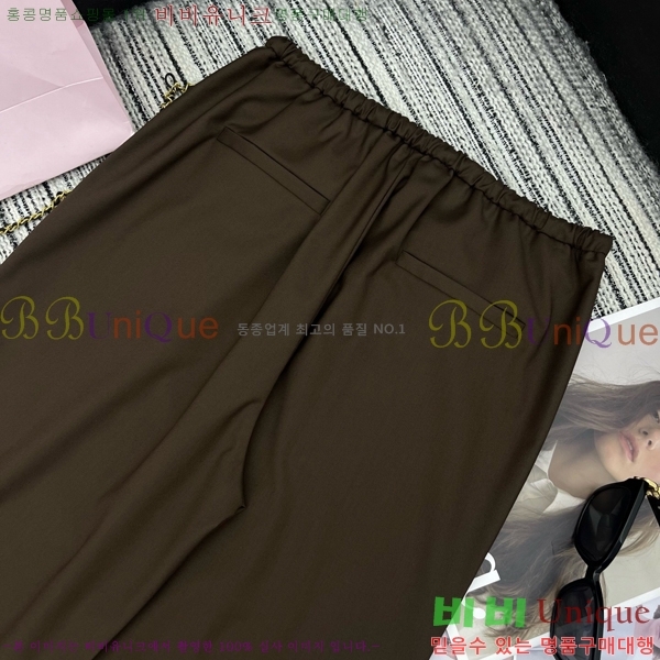  ̿̿  MU29670531-7
