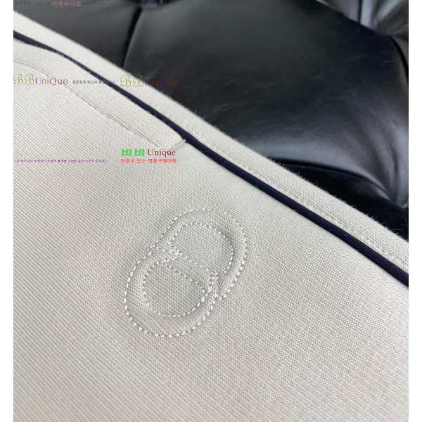   ݹ D252871359-2