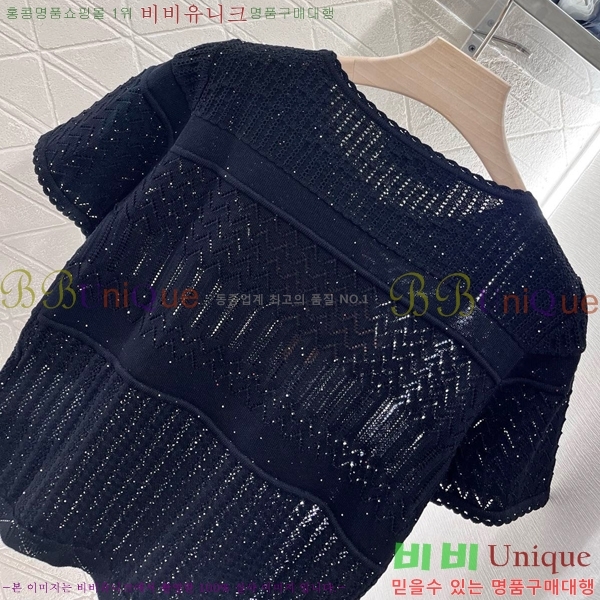  ̿̿  Ƽ M2U0760-4