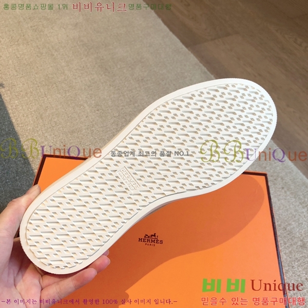 ޽ Julian   38H253157-1