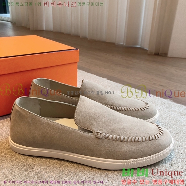 ޽ Julian   38H253157-1