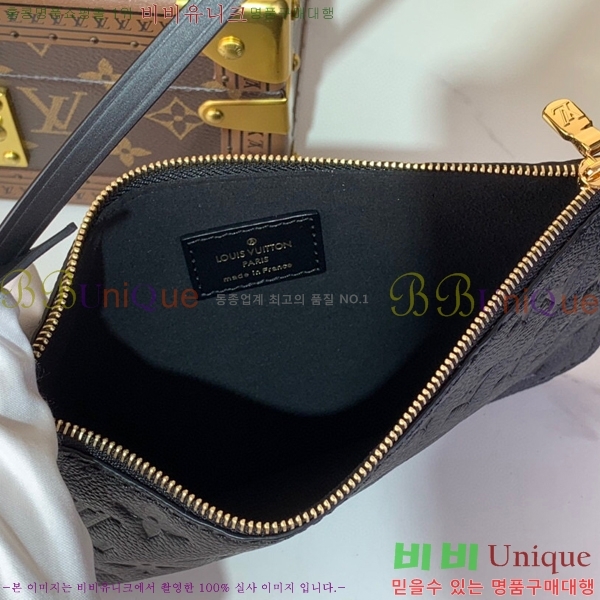 #̺  GM M13044-1