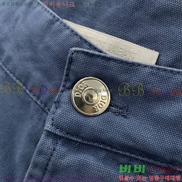   ݹ D64725