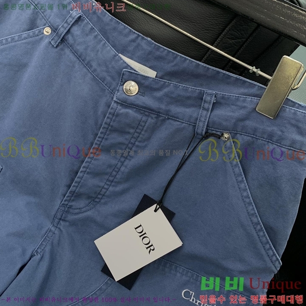   ݹ D64725