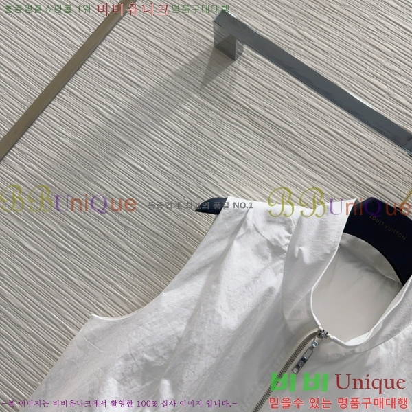  ̺   L24V123009-2