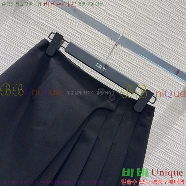   ĿƮ DO117705-6