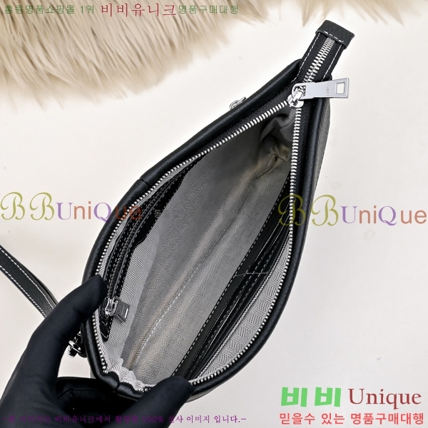 ޽ Ŭġ HE509997-3