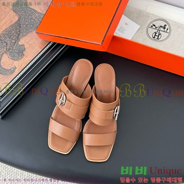 ޽   H52880922-2