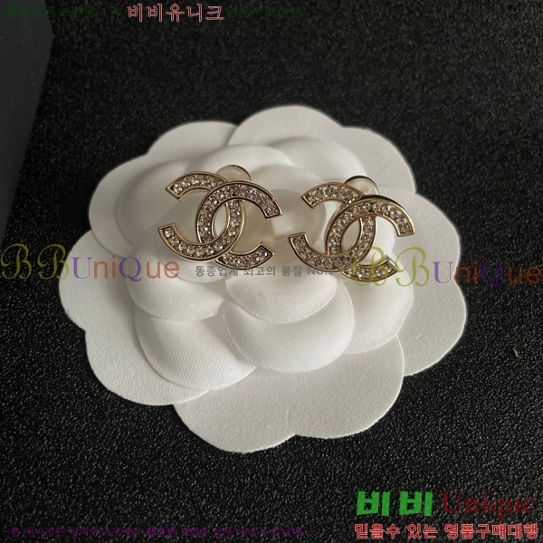 * Ͱ CH00388770-22