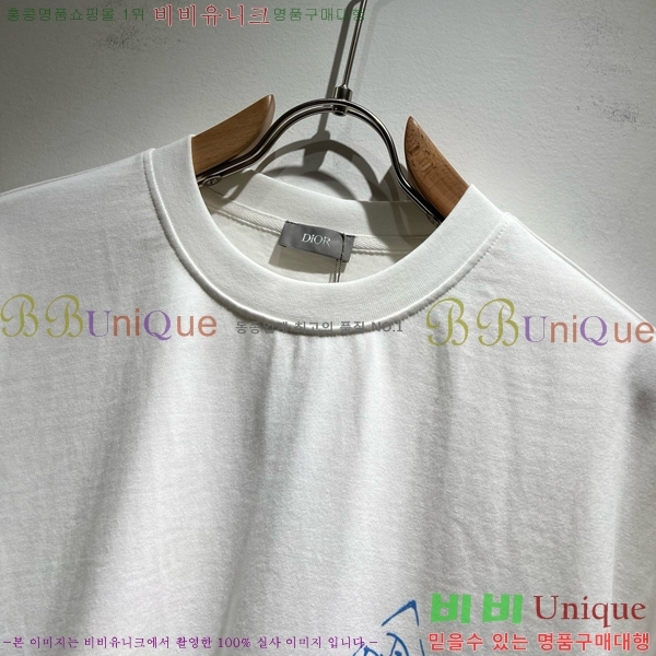    Ƽ D25416759-1