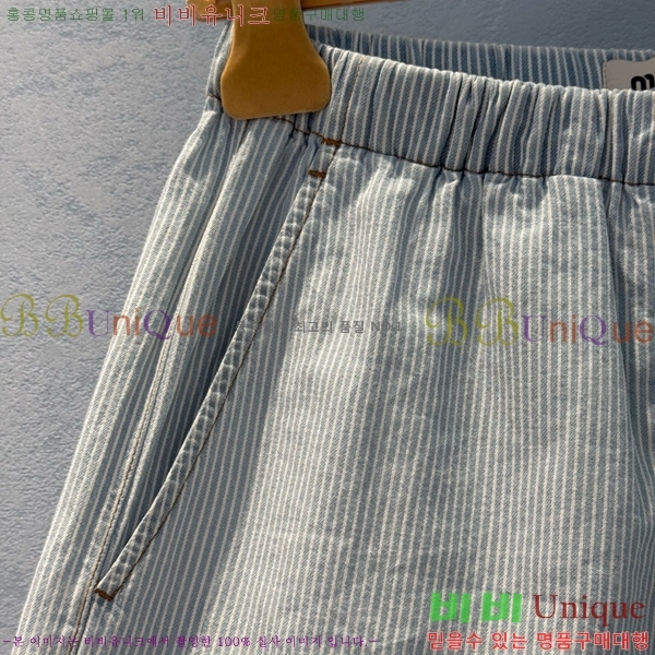  ̿̿  MU465677-7