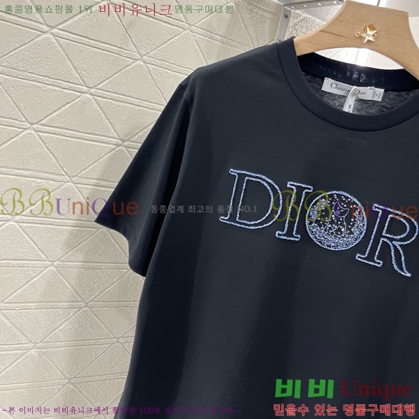    Ƽ D25472238-6