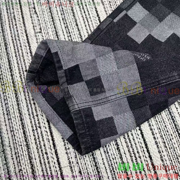  ̺   L1V4122558-9