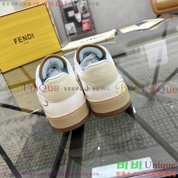   Ŀ F06902212-2