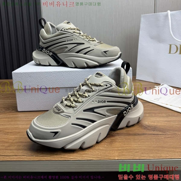   Ŀ DR974915-5