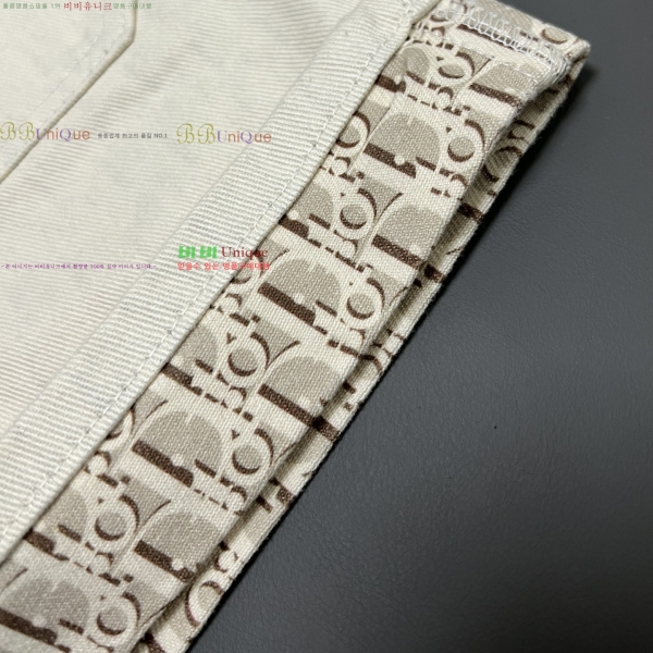     11D2541812-2