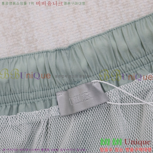   ݹ D647287-1