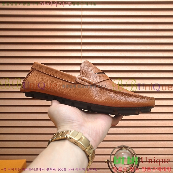  ̺  LV74627-35