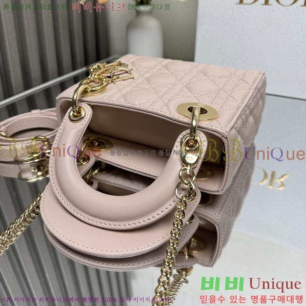 # ̵ ̴ M0505-839
