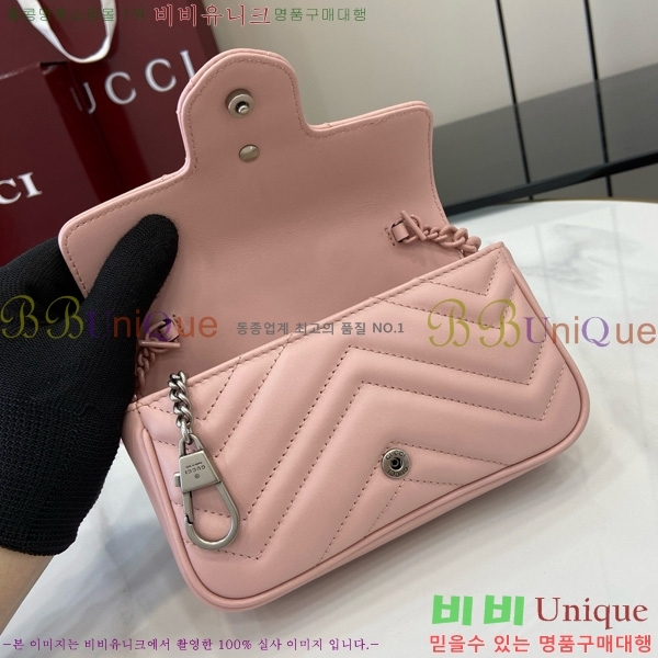 # GG Ʈ Ʈ  699757-103