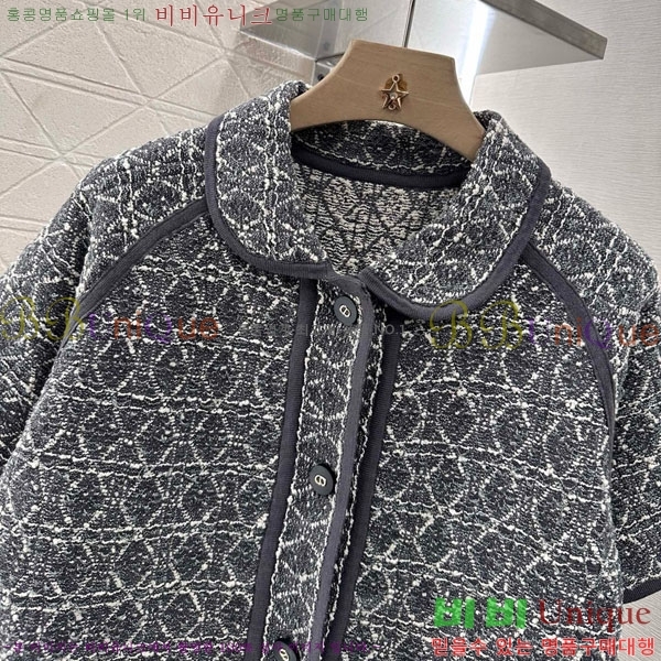    Ƽ  DOI215540-8