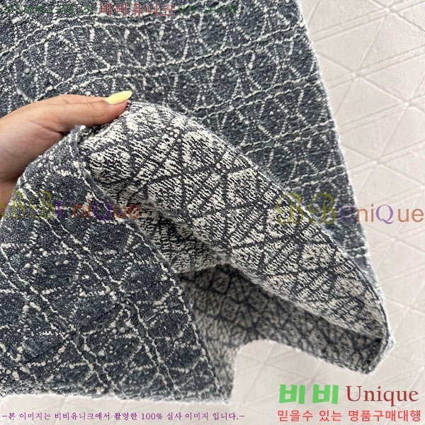   ǽ DO2416320-4