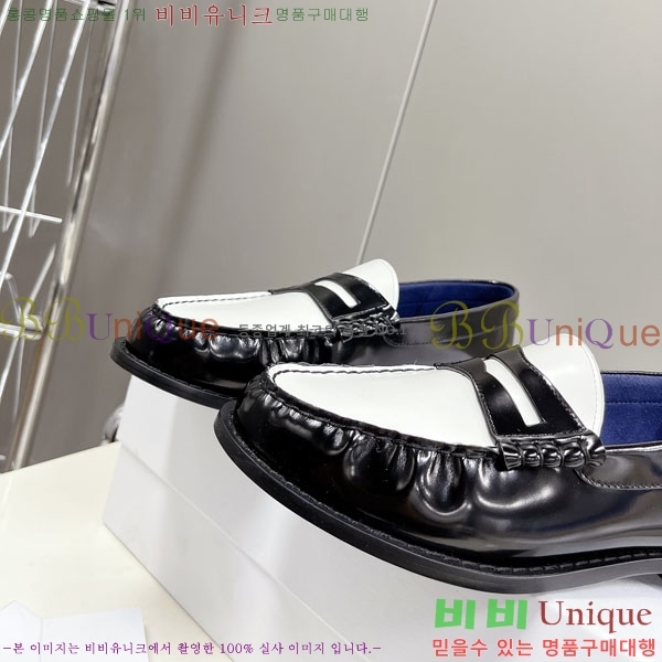    C9760005-4
