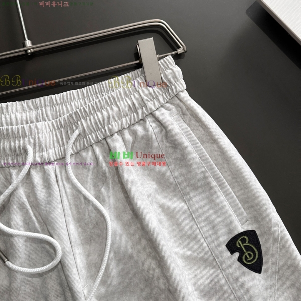    ݹ 17BU255736-4