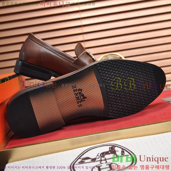 ޽  HT52133