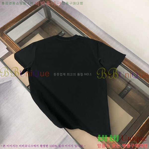    Ƽ D90772-4